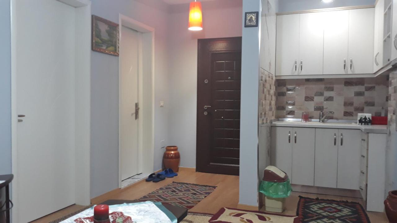 Odise'S Suite Korce Luaran gambar