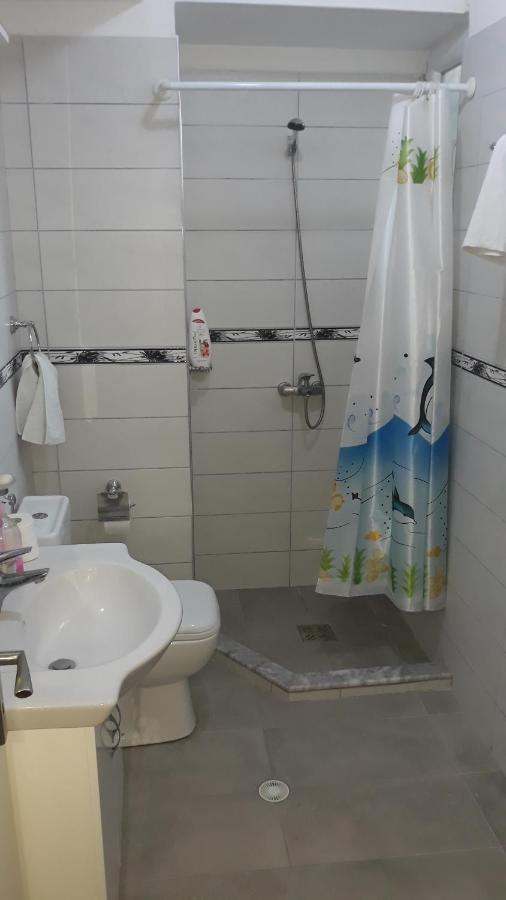 Odise'S Suite Korce Luaran gambar